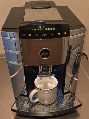 Jura Impressa F9 Automatic Espresso Machine - Stainless Silver